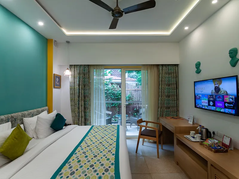 View 1 of Courtyard Premier Room
